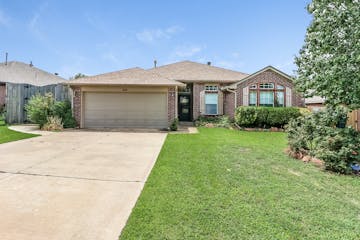504 NW 174th St Edmond, OK 73012